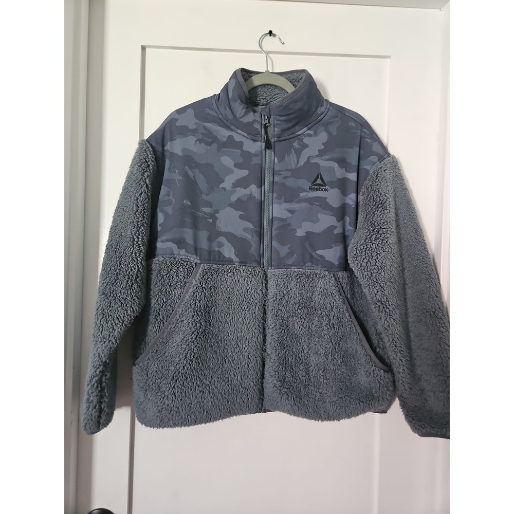 Reebok‎ Womens Medium Gray Camo Sherpa Fleece Jacket Full Zip Mock Neck Active